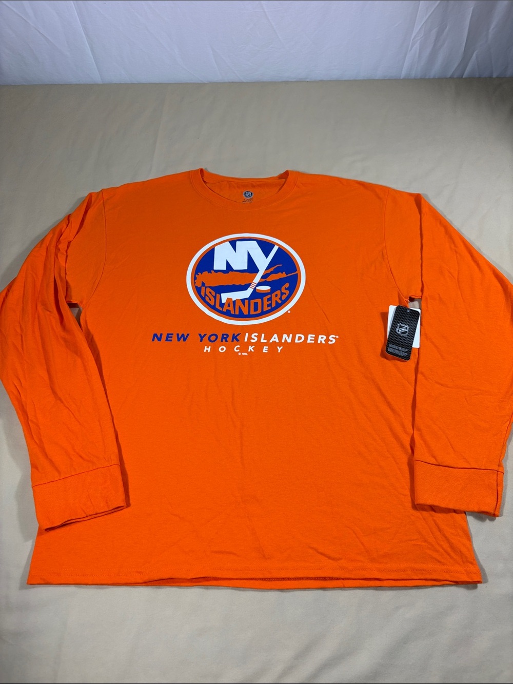 New York Islanders NHL Orange Long Sleeve Graphic Tee Shirt Men's Large NWT